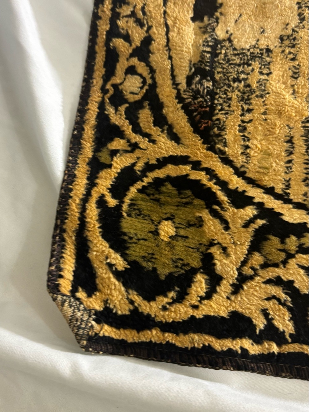 Plush Multicolor Cat Tapestry Throw multicolor vintage 80s picket fence floral - Picture 11 of 13